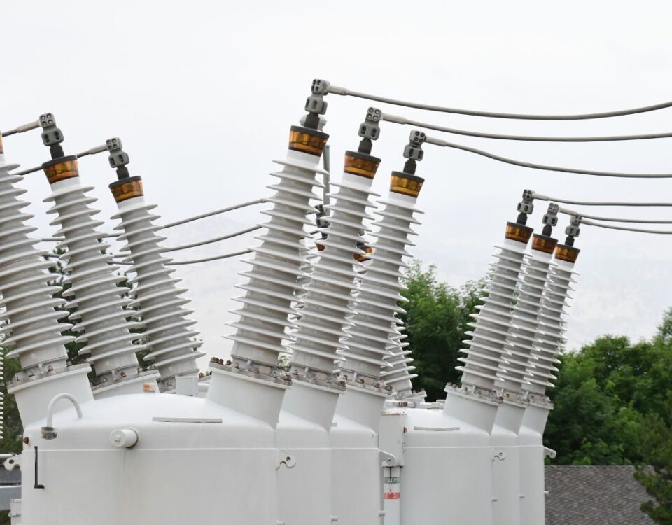subestação de energia com mufla elétrica